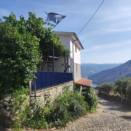 Encosta Do Pinhao Casal de Loivos