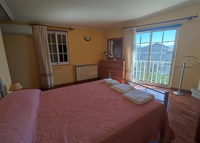 Encosta Do Pinhao בית נופש Casal de Loivos