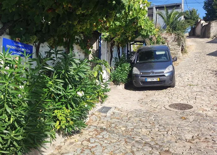 Encosta Do Pinhao * Casal de Loivos